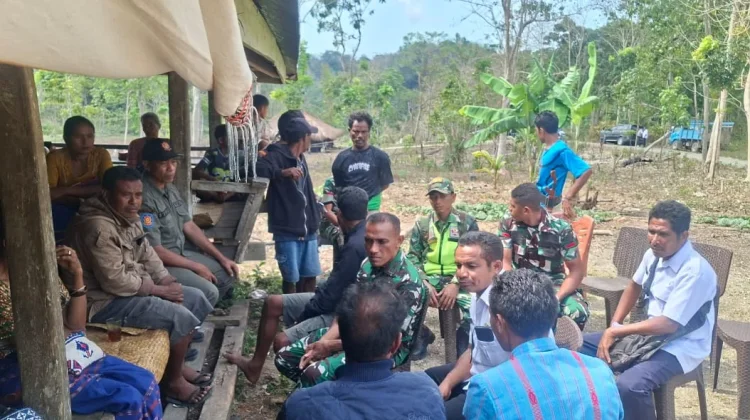 Dandim 1613/Sumba Barat Melayat di Rumah Duka Korban Penembakan