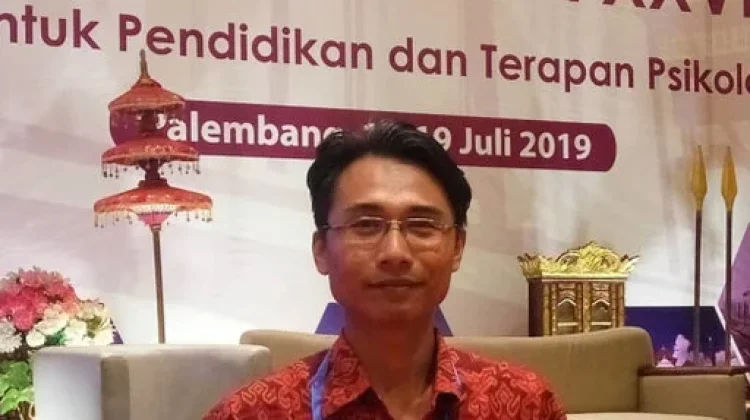 Laki-Laki Menangis Bukan Tanda Kelemahan