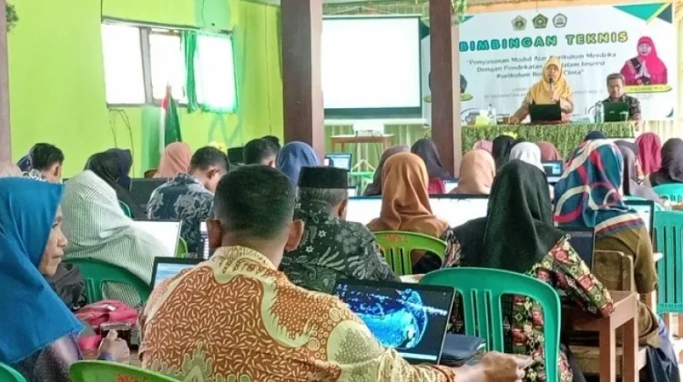 Guru Madrasah Perkuat Penerapan Pembelajaran Kurikulum Berbasis Cinta