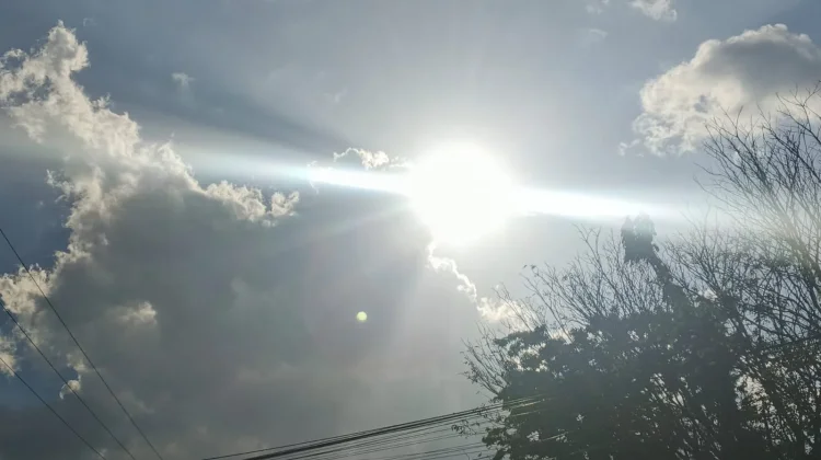 Cuaca NTT Awal Oktober, Cerah hingga Berawan dan Berpotensi Angin Kencang