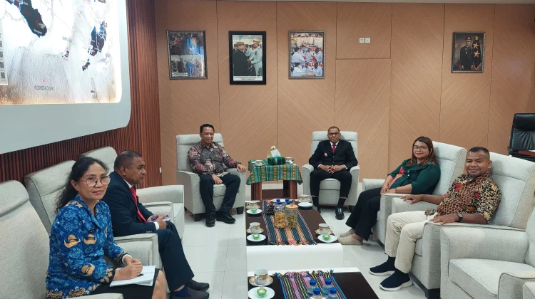 UNITRI Perkuat Kolaborasi Pendidikan dan Pertanian Bersama Pemprov NTT