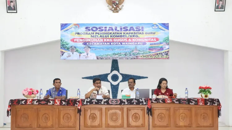 Bupati Sumba Timur Dorong Penguatan Kompetensi Guru Melalui Kombel