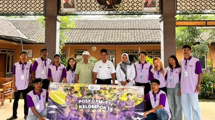 Mahasiswa UNITRI Perkuat Validitas Data Desa Banturejo