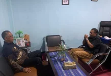 Wabup Sumba Barat Bahas Kompetensi Pimpinan SMA dan Infrastruktur