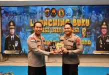 Peluncuran Buku Sisi Lain Polisi dan Srikandi Flobamorata