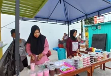 Penjual Takjil Mokdale Raup Berkah Ramadan