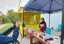 Lapak Takjil Mokdale Ramai Pembeli