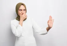 Mengatasi Bau Mulut saat Berpuasa: Penyebab dan Cara Efektif Mengatasinya