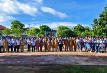 Jadi Pemimpin Upacara, Kapolsek Rote Barat Lakukan Pendekatan Humanis