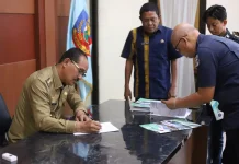 Bupati Sumba Tengah Teken Hibah Pengembangan Pelabuhan Kapulit