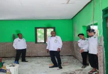Kakan Kemenag Sabu Raijua Tinjau Renovasi  Gedung KUA