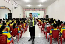 Satlantas Polres Sumba Timur Sosialisasikan Tertib Berlalu Lintas