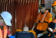 Tim Sar Kupang Berhasil Evakuasi Warga Asal Cina