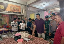 Pemkab dan Polres Sumba Timur Sidak Harga Bahan Pokok
