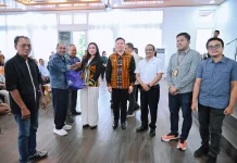 Pemkot Kupang  PT Taspen Bank Mandiri  Serahkan Bantuan
