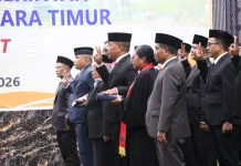 Gubernur NTT Melki Laka Lena  Kukuhkan 35 Pejabat Pimpinan Tinggi Pratama