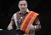 Wali Kota Kupang Soroti Iman dan Karakter Jemaat