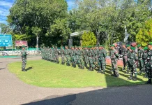 Dandim 1601/Sumba Timur Lepas Prajurit PNS Cuti Lebaran