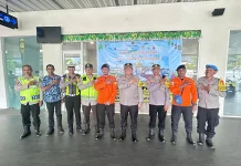 Kapolres Ende Tinjau Langsung Posko Terpadu di Bandara Ende