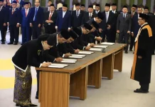 Pengucapan Sumpah Jabatan Anggota Dewan Komisioner OJK