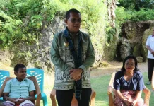 Gubernur NTT Dorong Bocah Berprestasi di Amarasi Selatan Terus Belajar