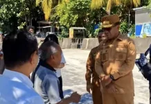 Wagub NTT Tinjau Jalan Rusak di Rote