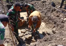 Wabup Sumba Tengah Letakkan Batu Pertama Pembangunan Jembatan