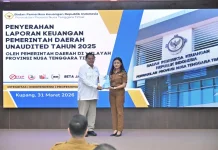 Pemkab Kupang Tunjukkan Komitmen Transparansi Melalui Penyerahan LKPD 2025