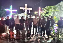 Lampu Warna Hiasi Salib Paskah GMIT Syalom Mokdale