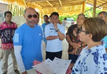 Viktor Laiskodat Dorong Industri Pengolahan Rumput Laut di Kabupaten Rote Ndao