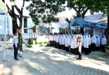 Dirbinmas Polda NTT: Bangun Karakter Generasi Muda Melalui Upacara Bendera