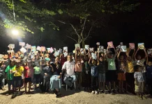 Bingkisan Kasih, PSI Rote Ndao Berbagi Buku dan Susu