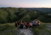 Bukit Palindi Piarakuku, Surga Tersembunyi di Sumba Timur