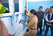 Bupati SBD Resmi Luncurkan MBG di Wee Rena, Tekan Stunting
