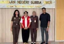 Babak Baru Kasus Investasi Fiktif, Polres Sumba Timur Serahkan Tersangka RAH ke JPU