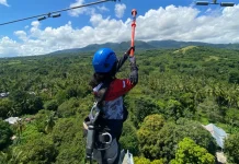 Panjat Menara Puluhan Meter, Srikandi PLN NTT Jadi Kartini Masa Kini