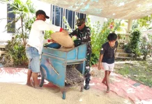 Babinsa Ajak Warga Manfaatkan Lahan Demi Ketahanan Pangan