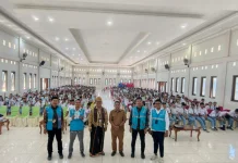 PLN Labuan Bajo Edukasi 500 Pelajar menuju Kota Super Hijau
