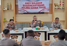 Wakapolres Sumba Timur Tekankan Disiplin dan Deteksi Dini Bhabinkamtibmas