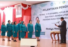 Gubernur NTT Lantik Pengurus PKK  Bunda Literasi PAUD
