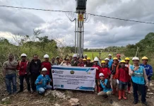 PLN Alirkan Listik ke Desa Kembang,  Anak Sekolah Semangat Belajar