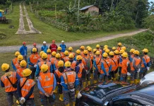 56 Personel PLN Jawa Barat Hadir di NTT Perkuat Listrik Desa SBD