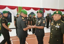 Danrem 161/WS Sertijab Kasrem dan Kasipers Tekankan Komunikasi dan Koordinasi