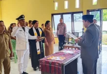 Camat Lobalain Lantik Penjabat Kepala Desa Oelunggu