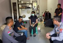 Kapolresta Kupang Kota Jenguk Anggota yang Terluka saat Aksi Unjuk Rasa
