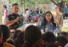 Kodim 1627/Rote Ndao Gelar Bakti Sehat dan Bakti Kasih di Desa Mbokak