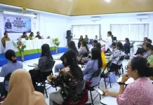 Dukcapil Serahkan KIA untuk Anak PAUD