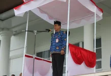 Sekda Kupang Pimpin Upacara Harkitnas, Tekankan Persatuan Generasi Muda