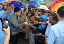 Wapres Gibran Kunjungi Rote Ndao di tengah Hujan Menguyur Kawasan  Rote Timur