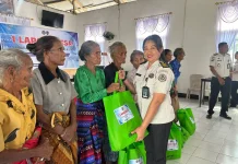 Lapas Ba'a Salurkan Bantuan untuk Warga Desa Persiapan Fia Fangga